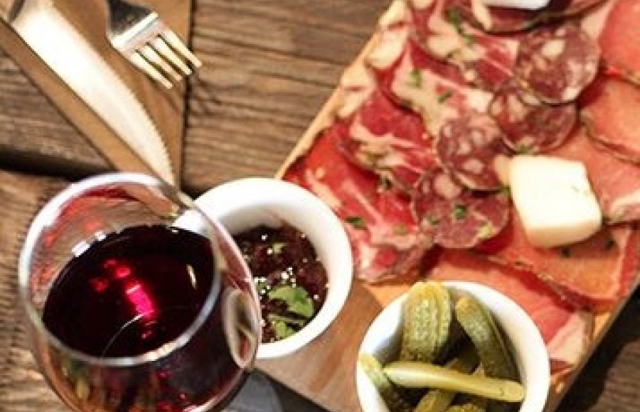 Comment organiser la Fête du Beaujolais Nouveau à la maison? ??